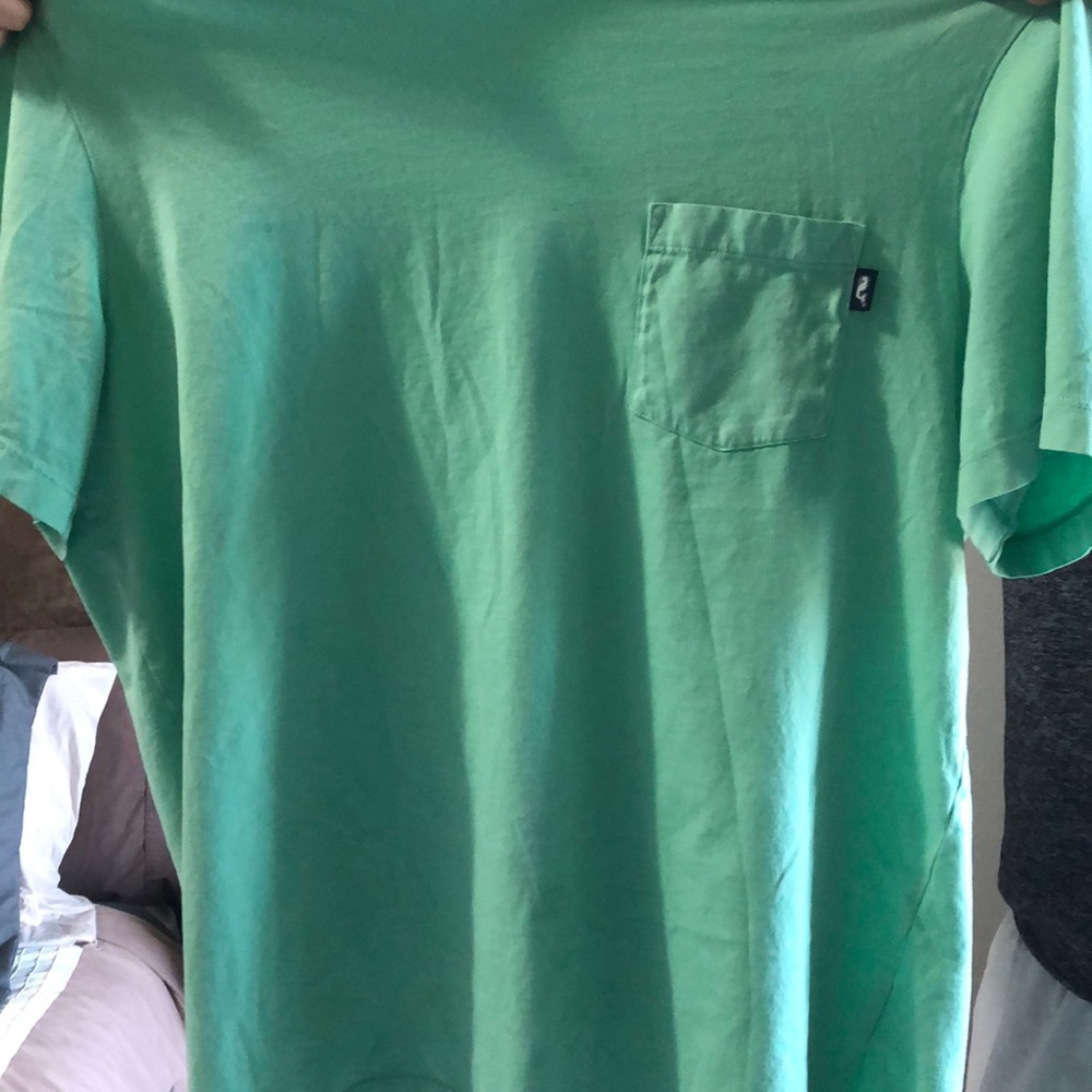 Vineyard Vines t-shirt